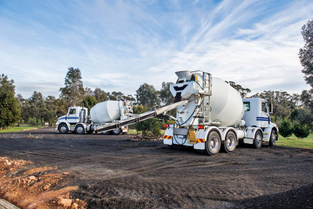 Best Residential Concrete Solutions in Lake Holiday, IL